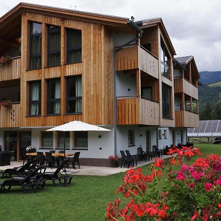 Mas Dei Masi Hotel Cavalese Bagian luar foto
