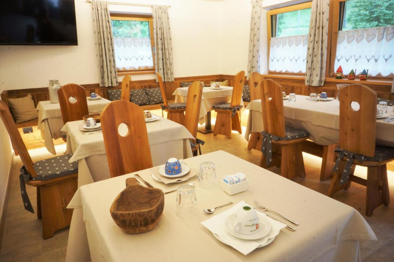 Mas Dei Masi Hotel Cavalese Bagian luar foto