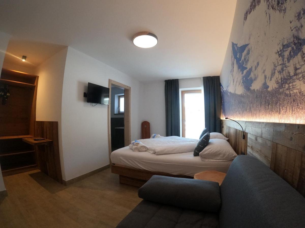 Mas Dei Masi Hotel Cavalese Bagian luar foto