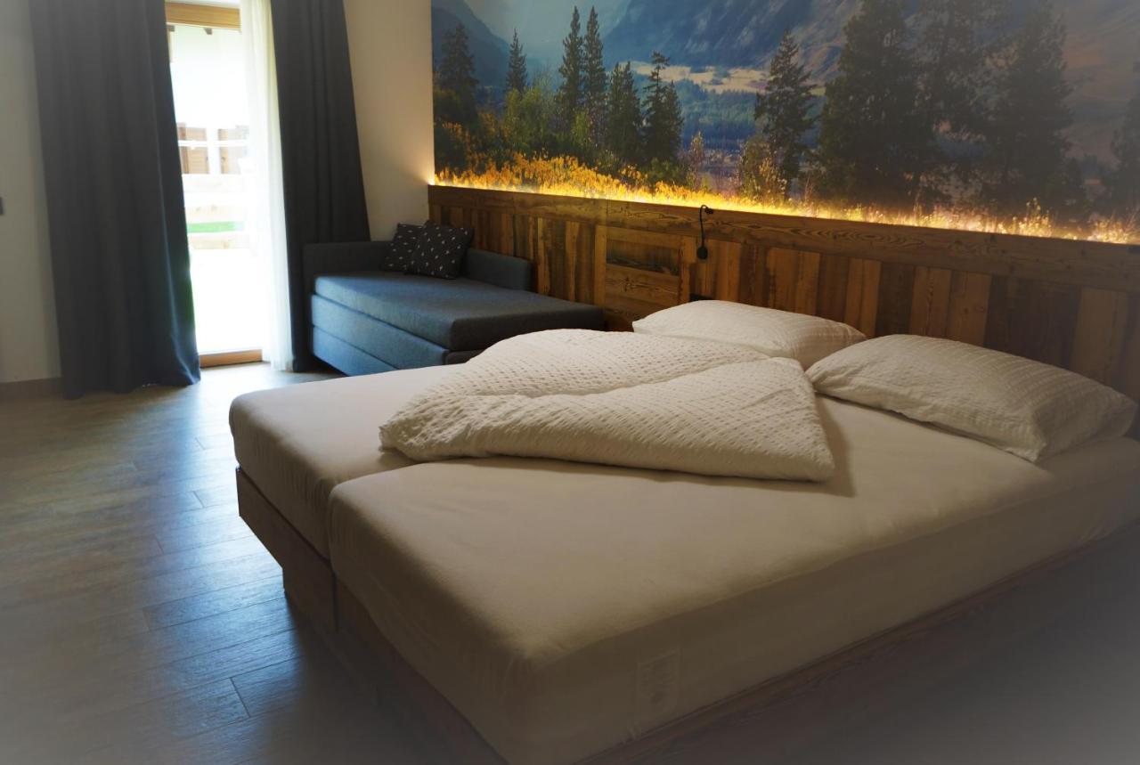 Mas Dei Masi Hotel Cavalese Bagian luar foto